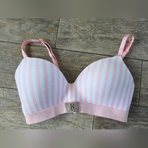 NWT Victoria Secret Pink Striped Shine Wireless Tshirt Women's Bra 34DD